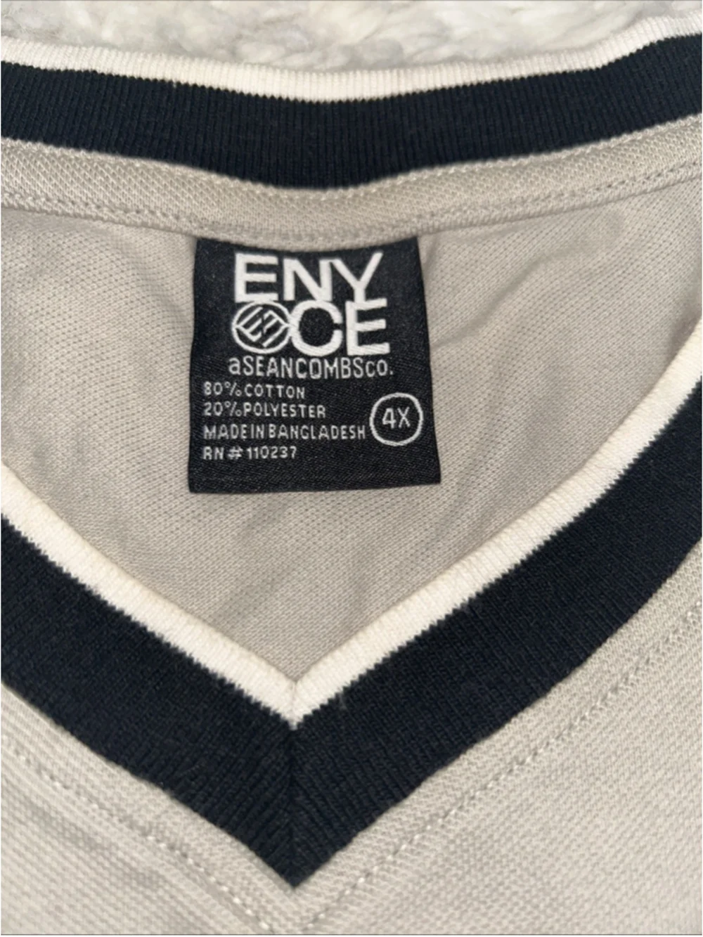 VTG ENYCE Mens 3X White V Neck T Shirt Sean Combs Style Big Tall Short Sleeve